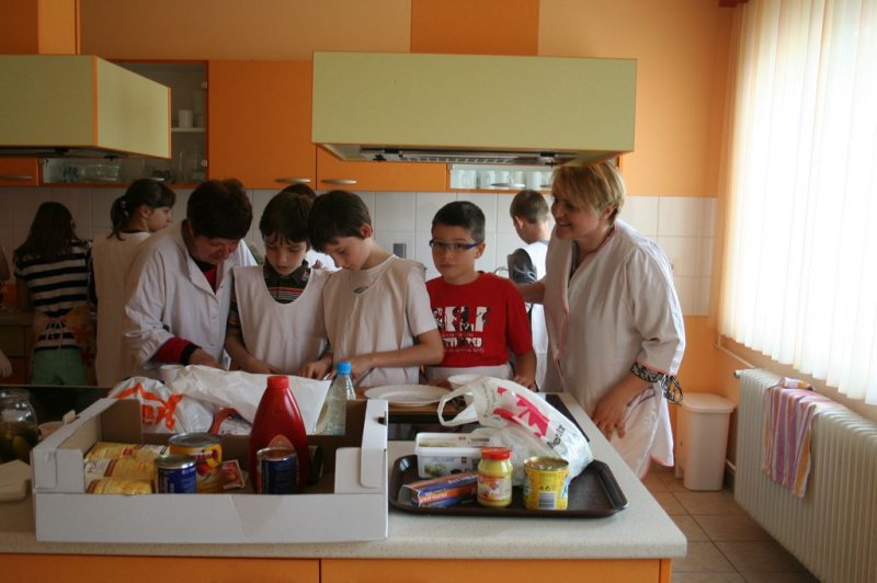 Šolski zeliščni vrt