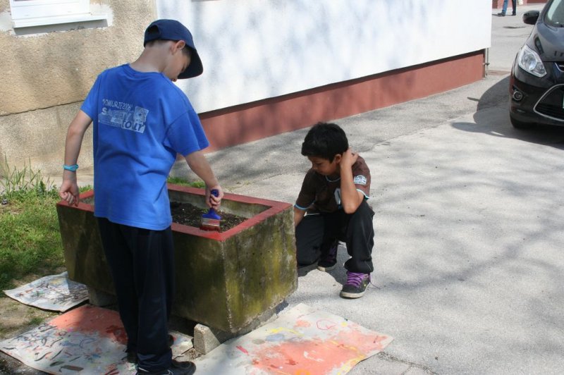 Šolski zeliščni vrt