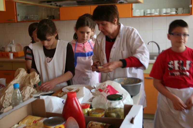 Šolski zeliščni vrt