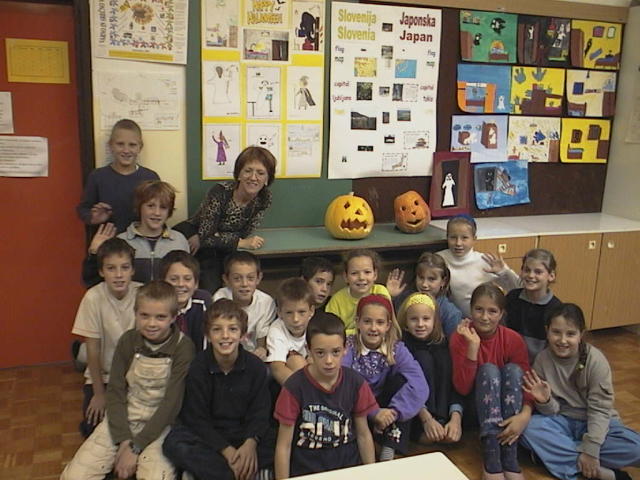 certi_c1.JPG (62292 bytes)