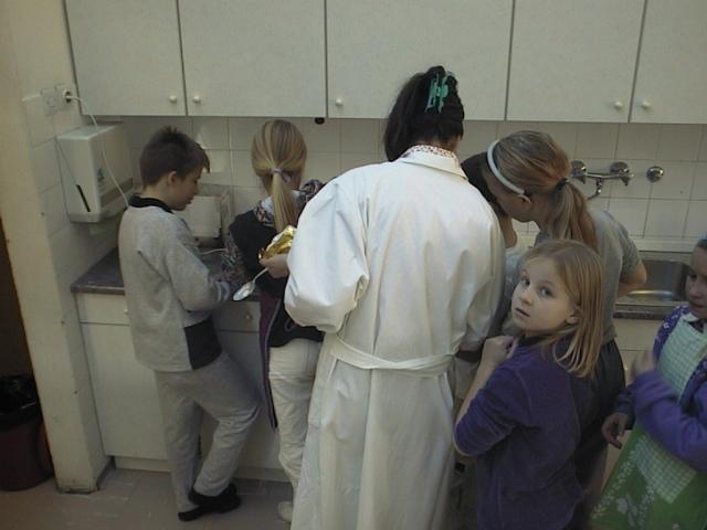 pri_delu.JPG (32263 bytes)