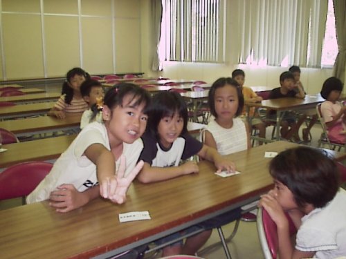 deklice2.jpg (38578 bytes)