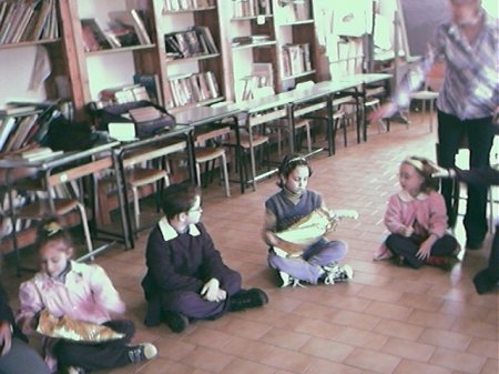 parcel_game1.jpg (40067 bytes)