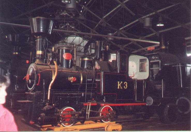 lokomotiva.jpg (51577 bytes)