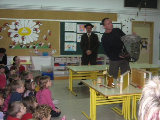 čebelarji na obisku 040.JPG