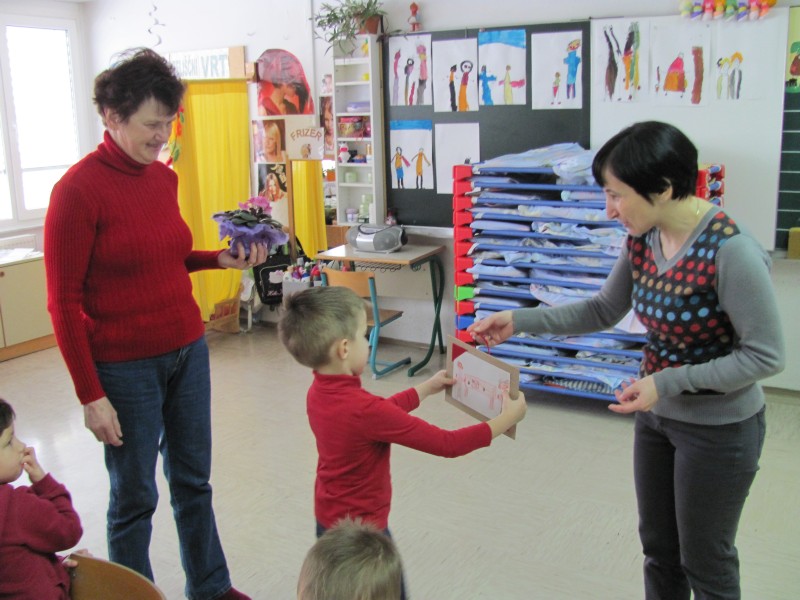 Nikolova babica na obisku (18).JPG