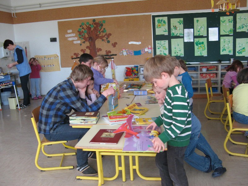 druženje ob knjigah (18).JPG