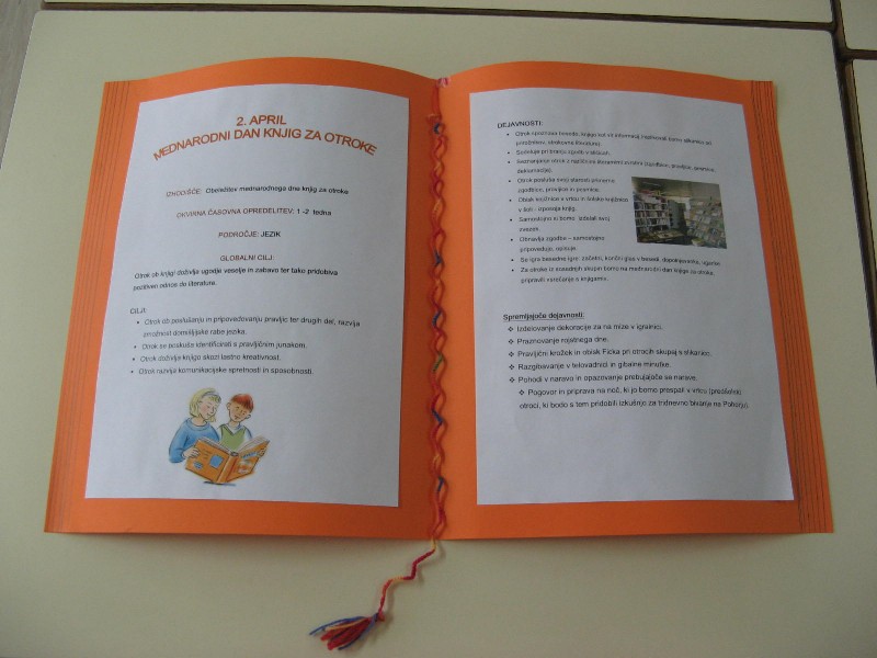 druženje ob knjigah (28).JPG