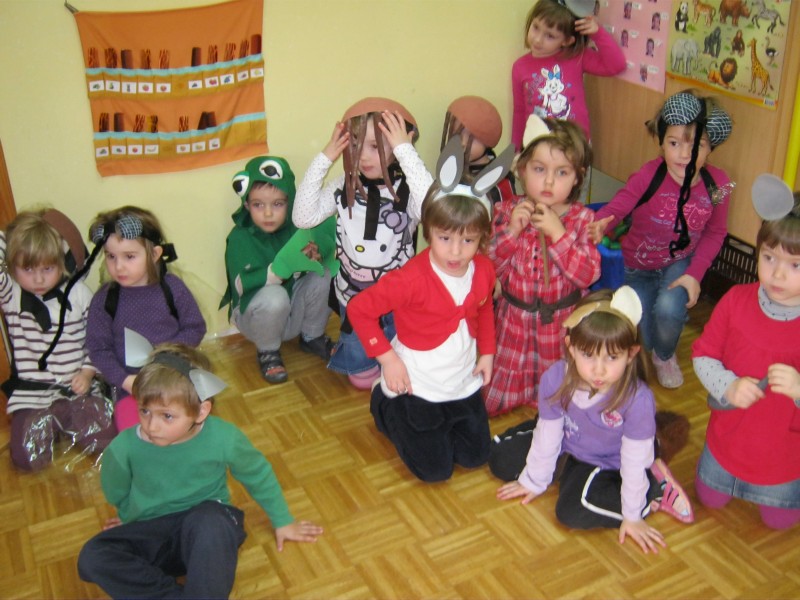 Materinski dan v vrtcu Sonček (7).JPG