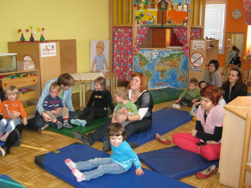 Materinski dan v vrtcu Sonček (8).jpg