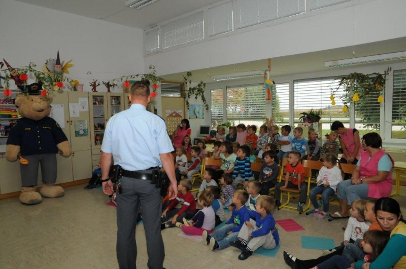 policist Leon (2).jpg