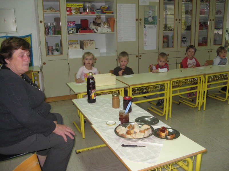 obisk babice (9).JPG