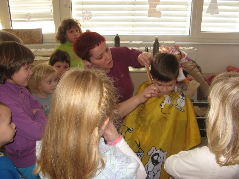 obisk frizerke (19).JPG