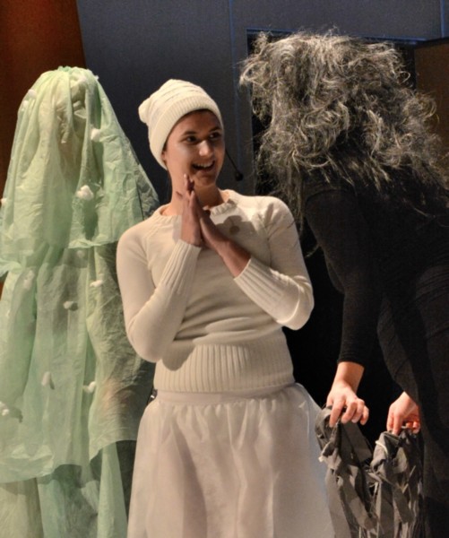 dramatizacija Mala snežinka in prihod Božička 01 (11).jpg