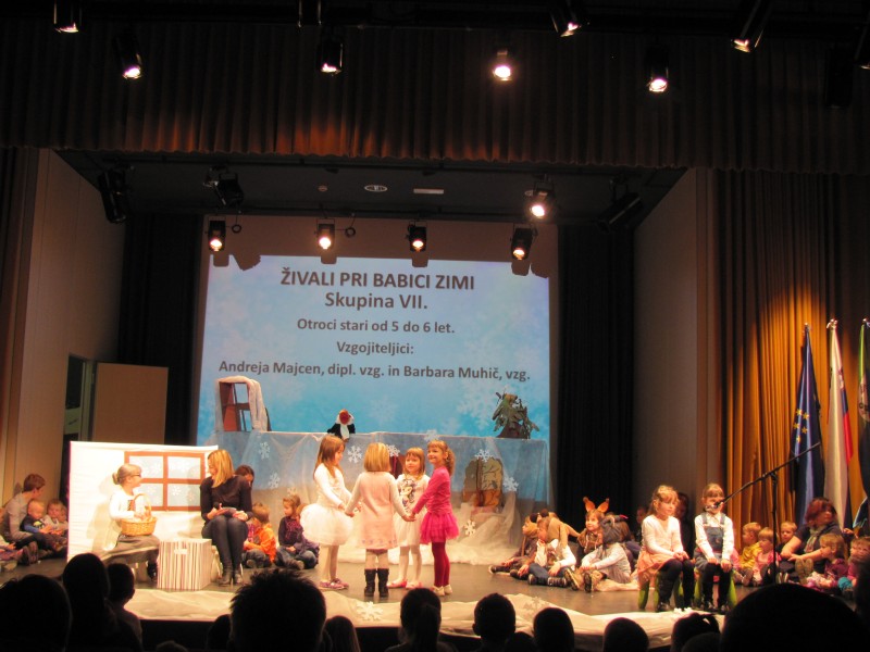 prireditev babice in dedki (1).JPG