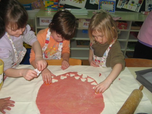 pečemo srčke (7).JPG