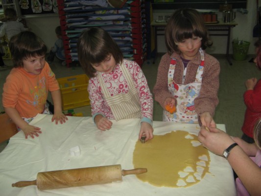 pečemo srčke (20).JPG