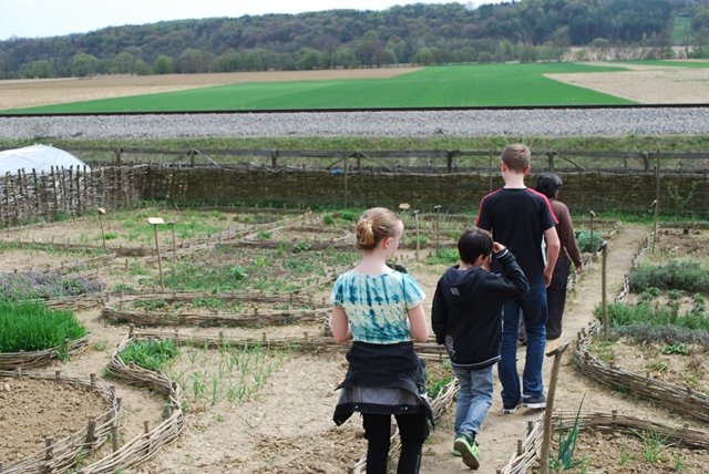 USTVARJALNE DELAVNICE