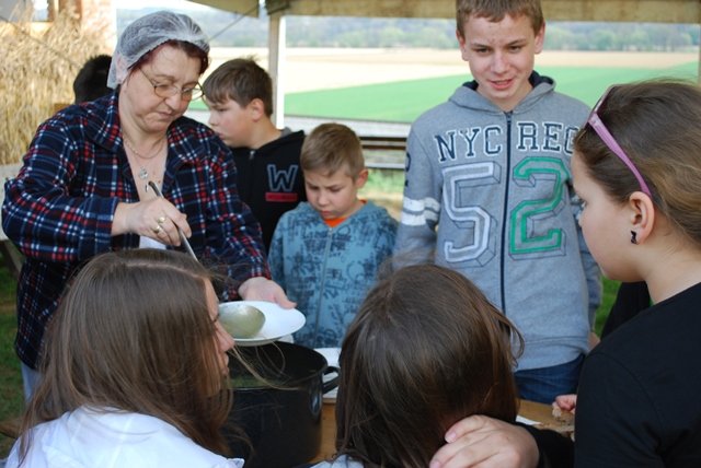 USTVARJALNE DELAVNICE