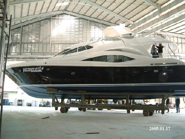 OLIMPIA 76 Potujte s plimo!