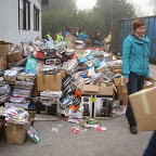 zbiralna akcija starega papirja 043.jpg