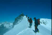 Allalinhorn3.jpg (56991 bytes)