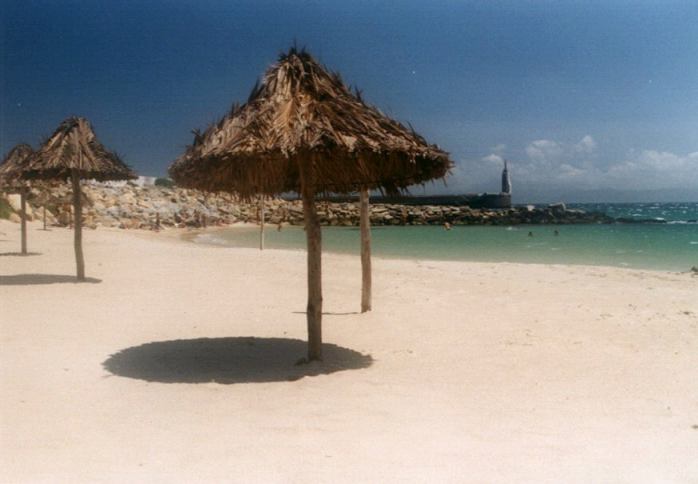 V ozadju se vidi Afrika