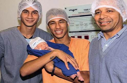http://www.latestfreebetoffers.com/images/neymar-father.jpg