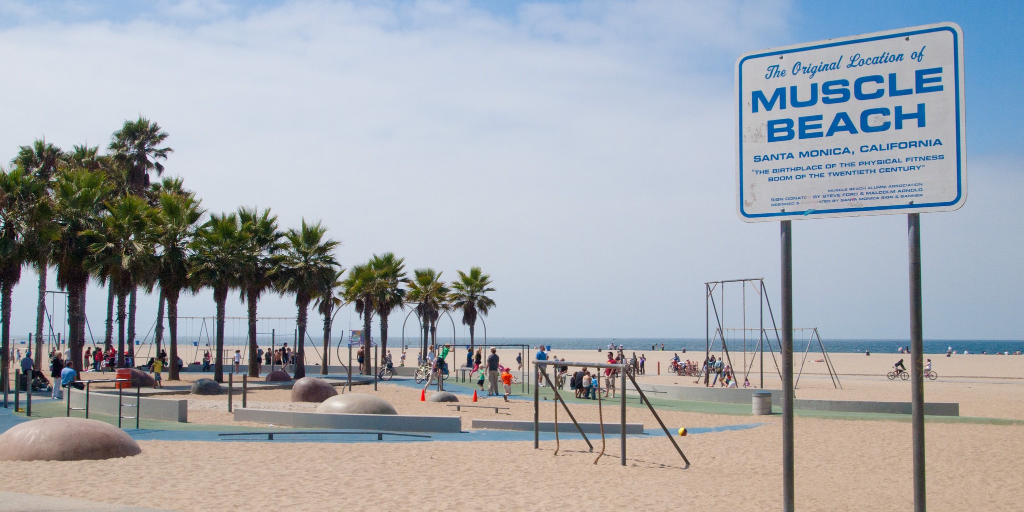 muscle_beach