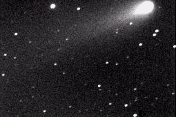Animacija gibanja kometa Linear S4, 14.7.2000.