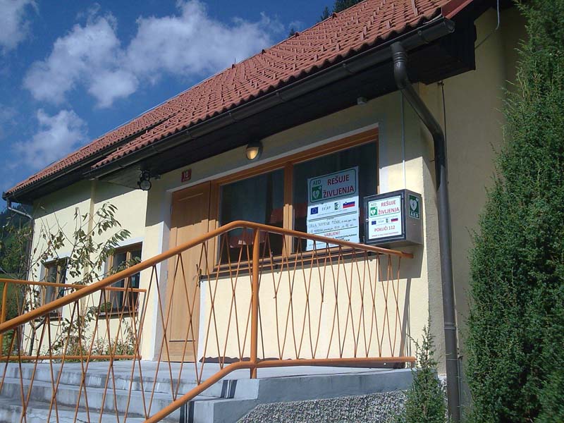 AED_Koprivna-montaza_omarice_in_kamere-3