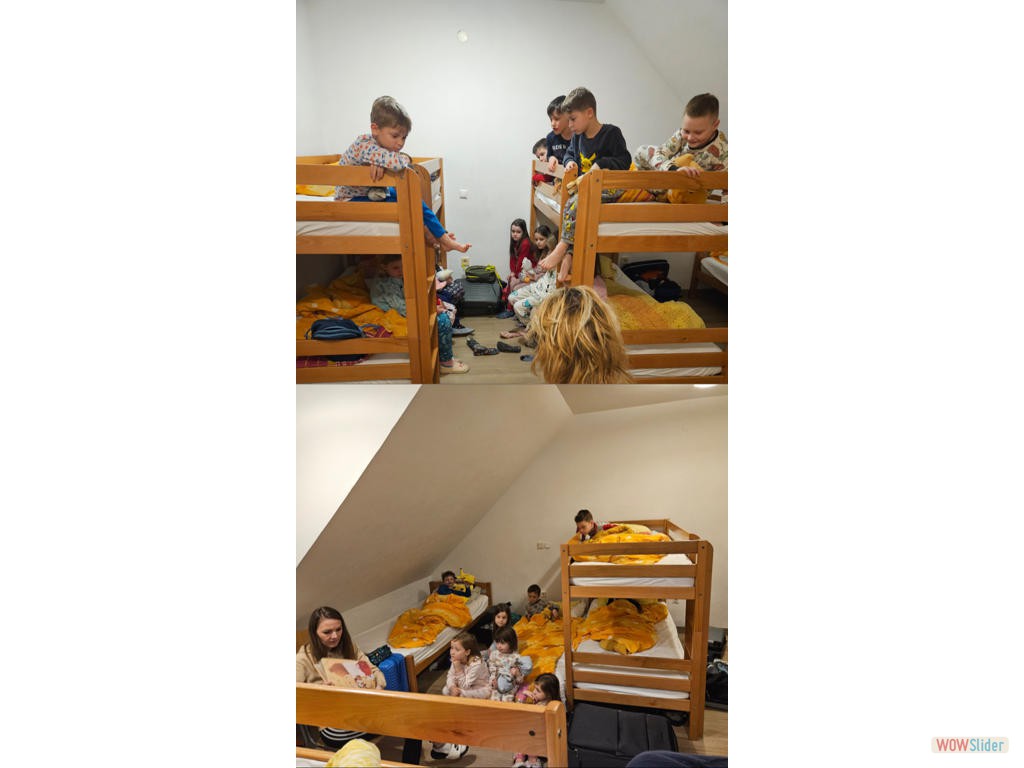 0A9301A4-6333-40CA-9A4D-B98B1D913F6B